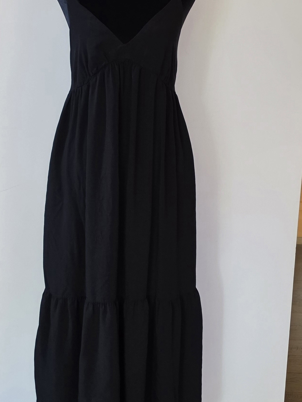 Old Navy Black V-Neck Tiered Maxi Dress